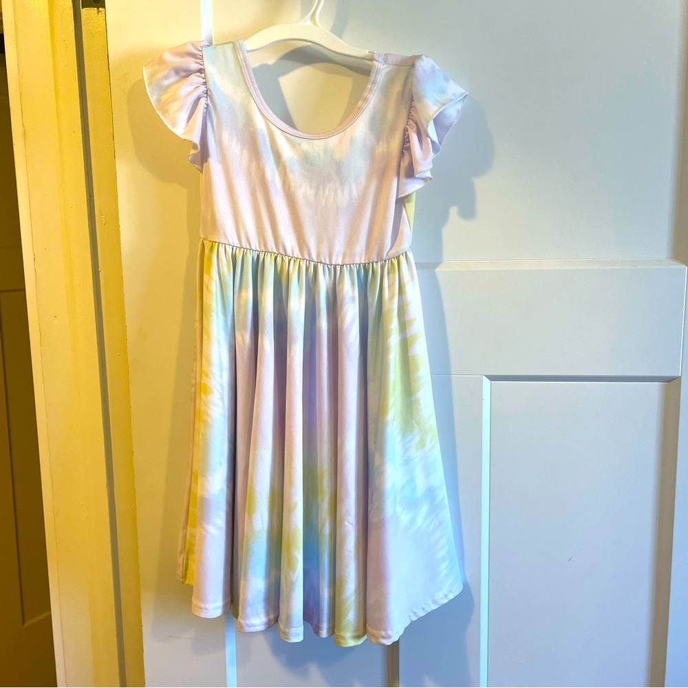 Dot Dot Smile Girls Size 3/4 set of four dresses perfect for Summer